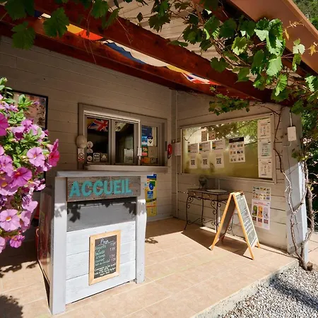 Luxury tent Glamping Ubaye Chaudon (Alpes-de-Haute-Provence)