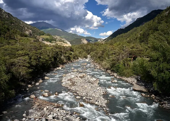 Glamping Ubaye Tente de luxe Chaudon-Norante